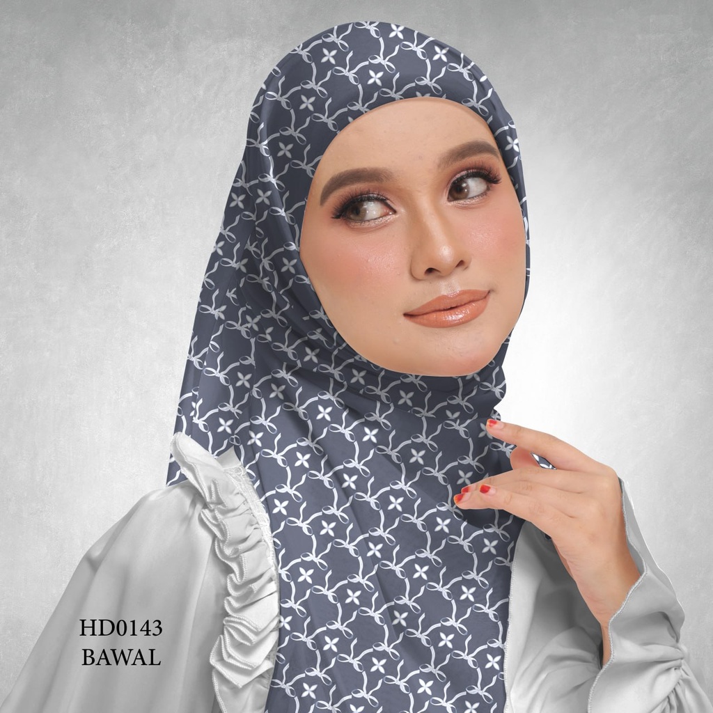 Tudung Bawal (Square Hijab) in HD0143