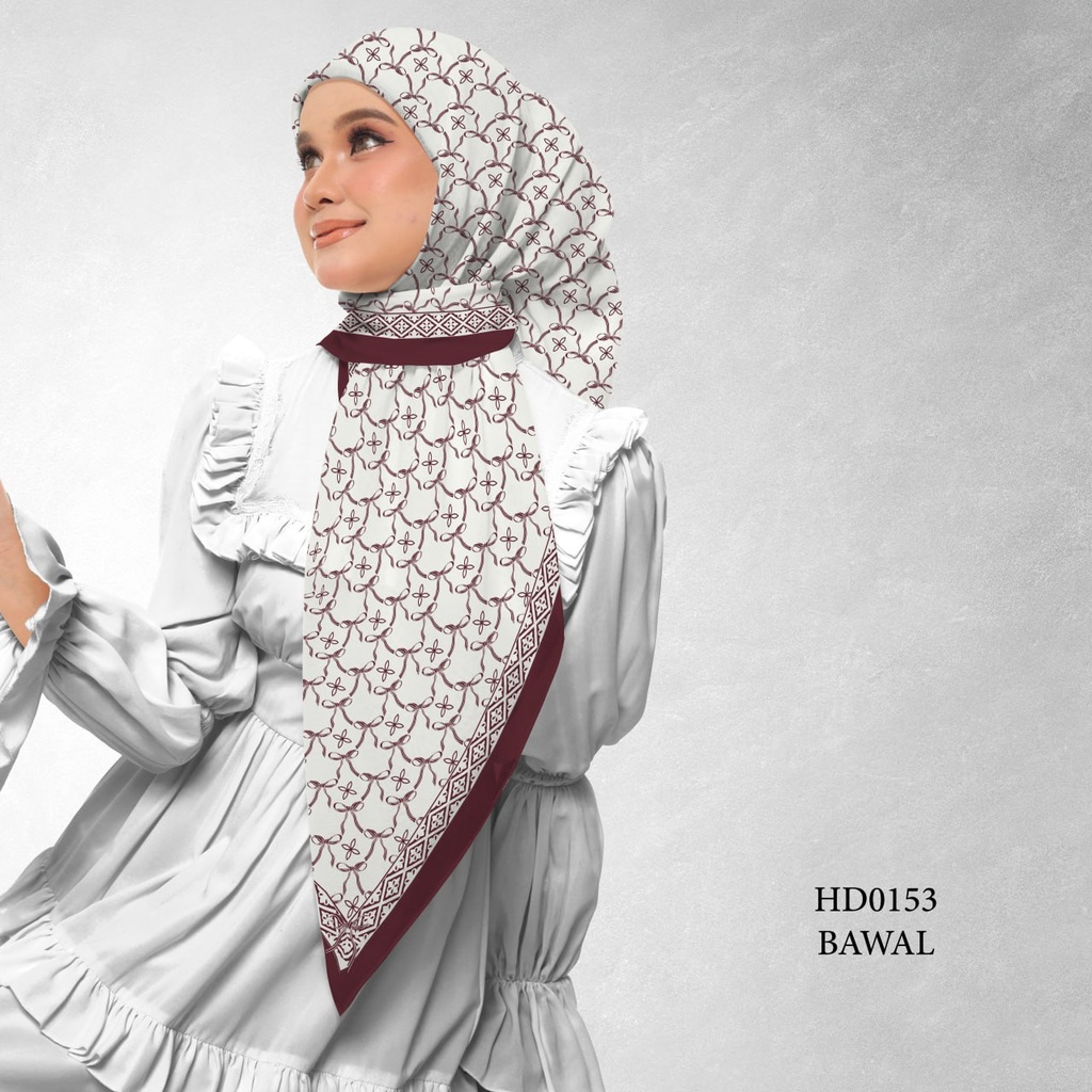 Tudung Bawal (Square Hijab) in HD0153