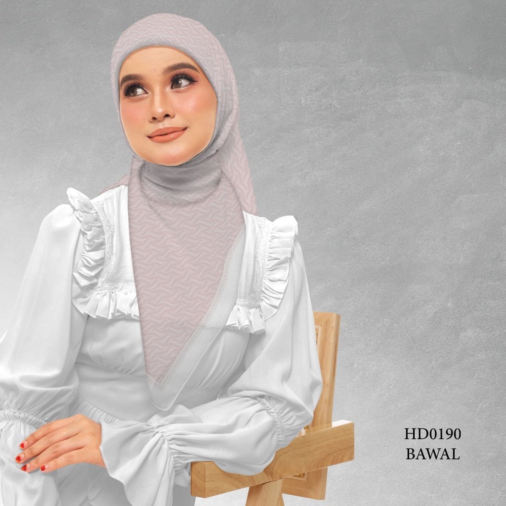 Tudung Bawal (Square Hijab) in HD0190